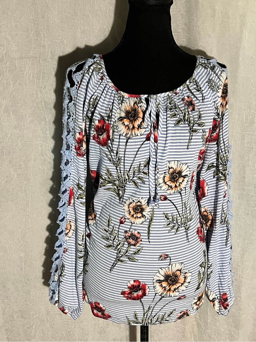 Lee White & Blue Striped Floral Blouse with Lace Sleeves